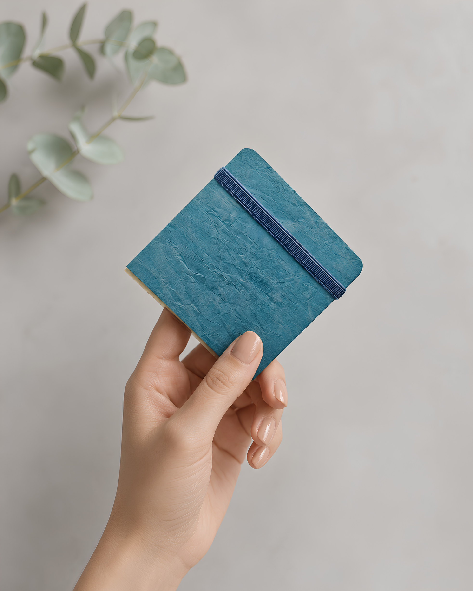 PU Watercolor Handbook – Blue | 10 x 10 cm